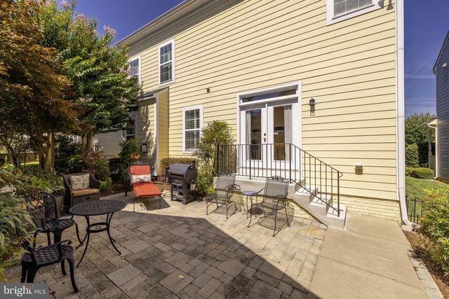 1114 INNIS DR, Fredericksburg, VA 22401