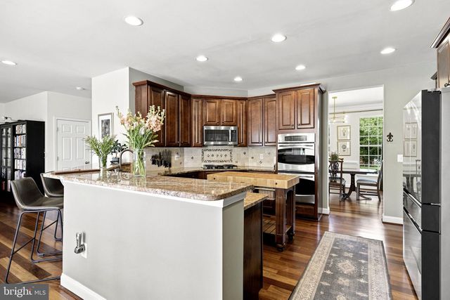 1114 INNIS DR, Fredericksburg, VA 22401