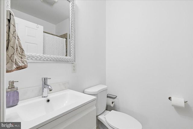 4346 FALLS RD, Baltimore, MD 21211