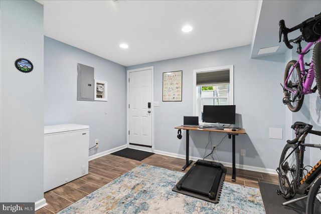 4346 FALLS RD, Baltimore, MD 21211