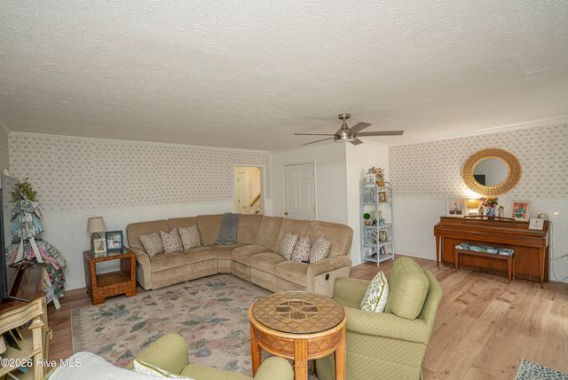 4790 Hen Cove Avenue SW, Shallotte, NC 28470