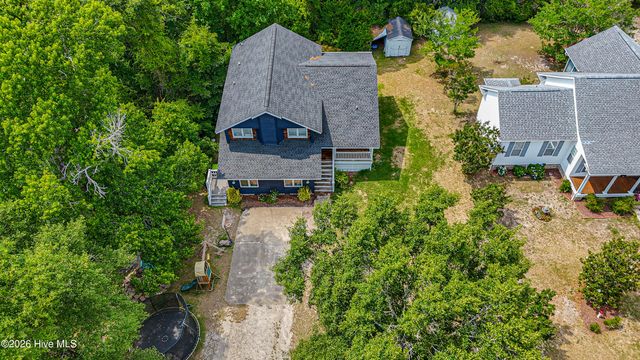 4790 Hen Cove Avenue SW, Shallotte, NC 28470