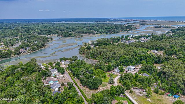 4790 Hen Cove Avenue SW, Shallotte, NC 28470