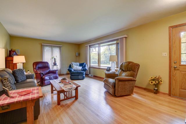 1904 Chestnut STREET, West Bend, WI 53095