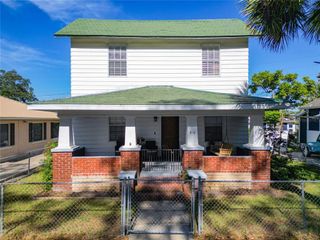 610 S LAUREL AVENUE, Sanford, FL 32771