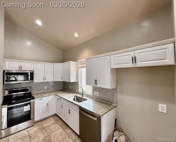 10452 E Maple Avenue, Atlas Township, MI 48423