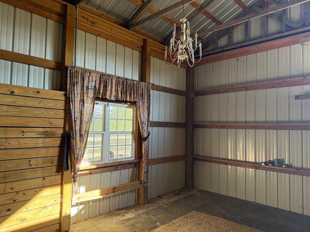 654 County Rd 21, Headland, AL 36345