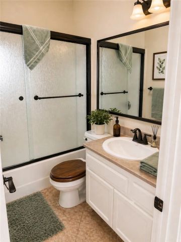 25023 Peachland Avenue 253, Newhall, CA 91321