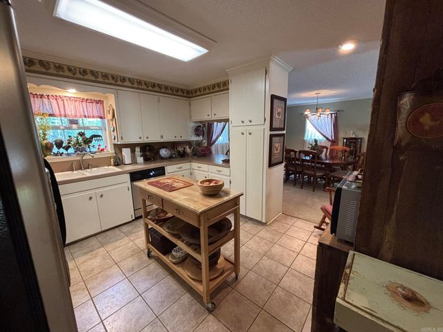 1006 Amanda St., Camden, AR 71701