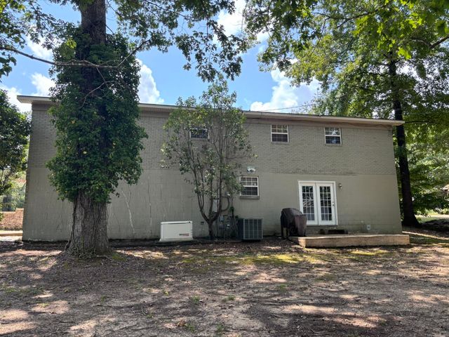 1006 Amanda St., Camden, AR 71701