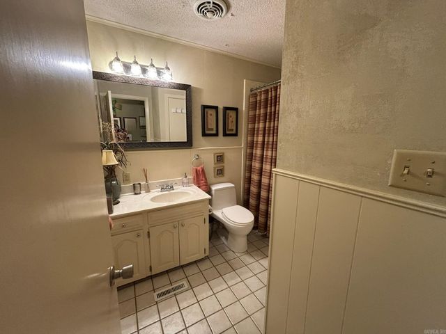 1006 Amanda St., Camden, AR 71701