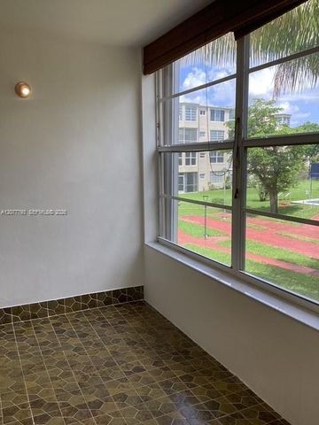 1501 NE 191st Street C212, Miami, FL 33179