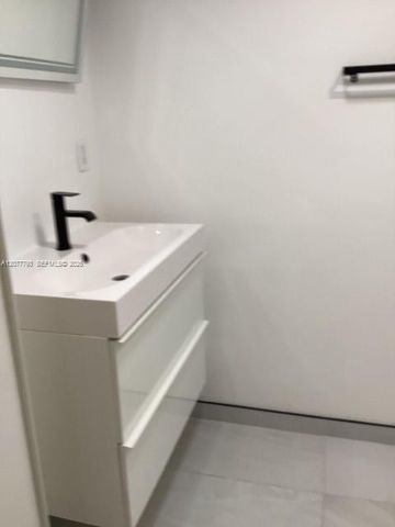 1501 NE 191st Street C212, Miami, FL 33179