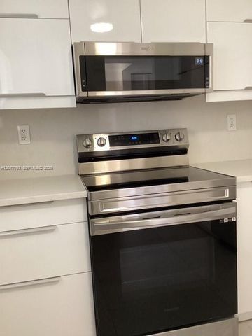 1501 NE 191st Street C212, Miami, FL 33179
