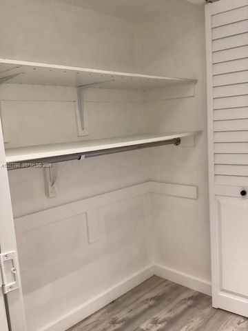 1501 NE 191st Street C212, Miami, FL 33179