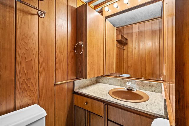 1632 E 5th Street, Fayetteville, AR 72701