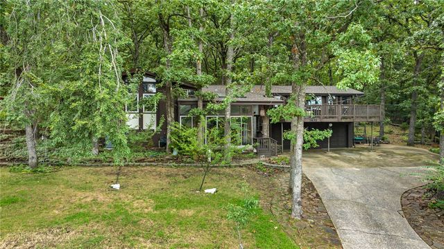1632 E 5th Street, Fayetteville, AR 72701