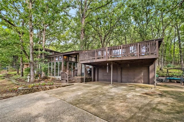 1632 E 5th Street, Fayetteville, AR 72701