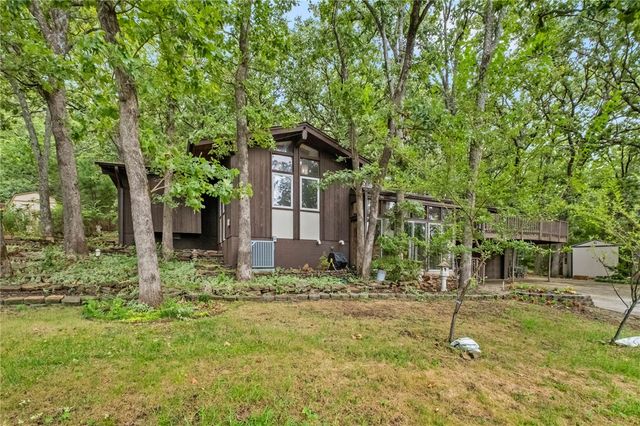 1632 E 5th Street, Fayetteville, AR 72701