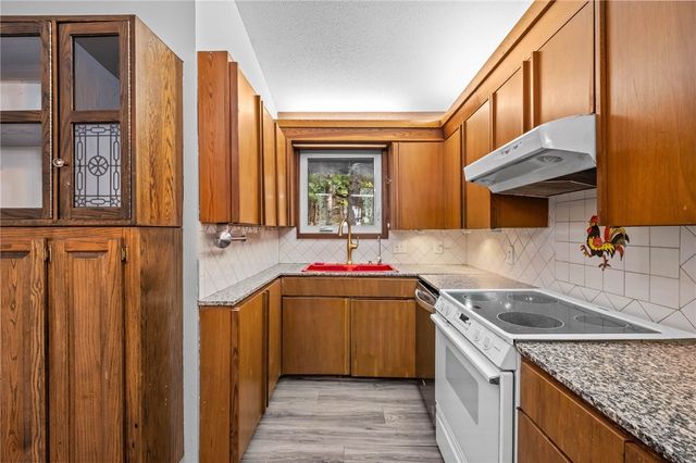 1632 E 5th Street, Fayetteville, AR 72701