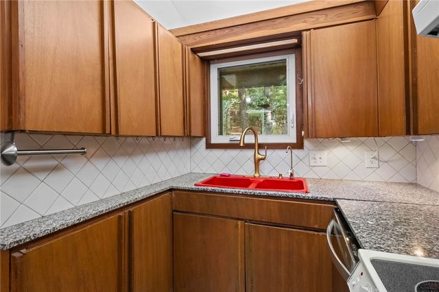 1632 E 5th Street, Fayetteville, AR 72701