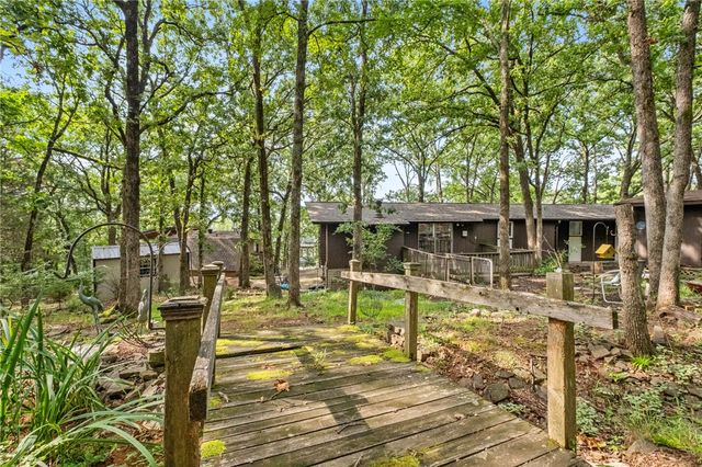 1632 E 5th Street, Fayetteville, AR 72701