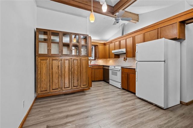 1632 E 5th Street, Fayetteville, AR 72701