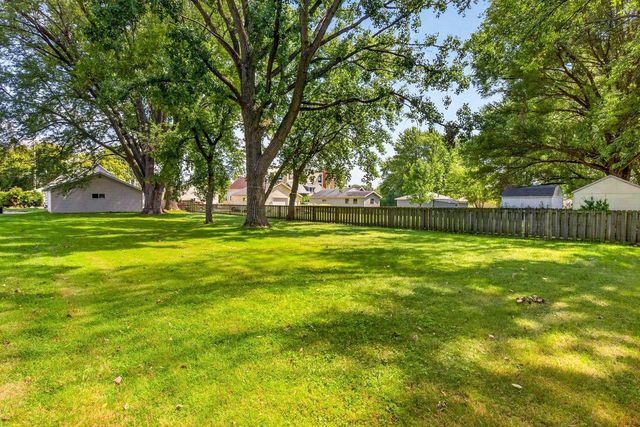 705 MADISON STREET, Little Chute, WI 54150