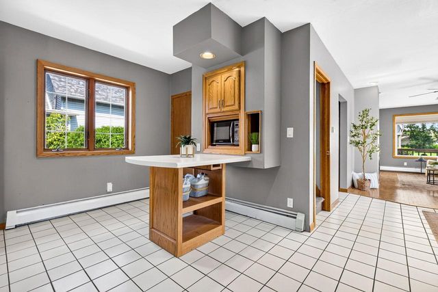 705 MADISON STREET, Little Chute, WI 54150