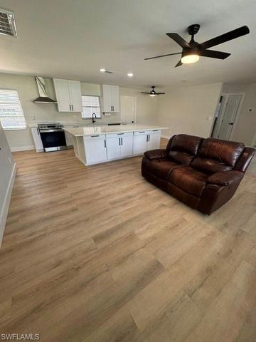 5305 Cocoa CT, Cape Coral, FL 33904