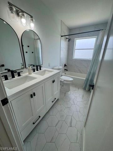 5305 Cocoa CT, Cape Coral, FL 33904