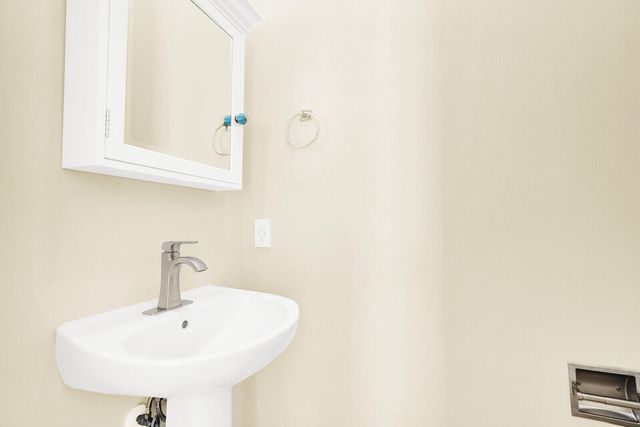 113 Honeysuckle Drive, Jupiter, FL 33458