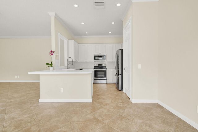 113 Honeysuckle Drive, Jupiter, FL 33458