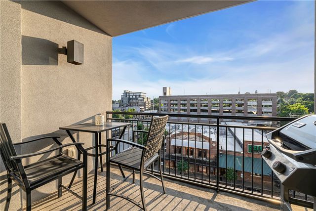 401 W Watson Street 404, Fayetteville, AR 72701