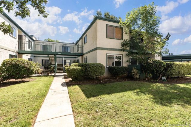 1811 E Grand Ave 105, San Diego, CA 92027