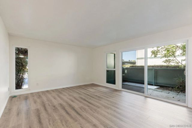 1811 E Grand Ave 105, San Diego, CA 92027