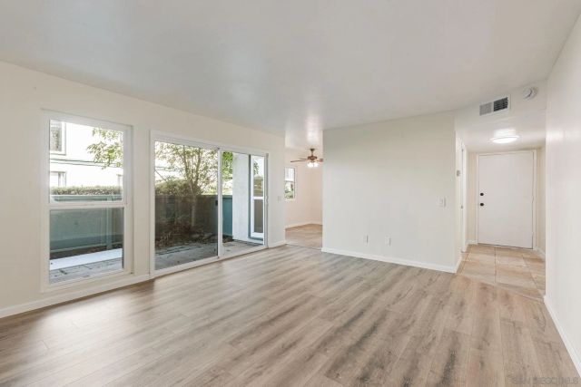 1811 E Grand Ave 105, San Diego, CA 92027