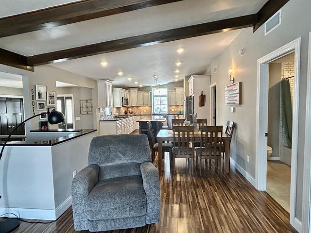1026 6th Avenue NE, Valley City, ND 58072