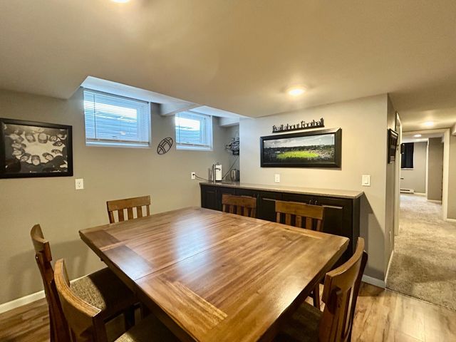 1026 6th Avenue NE, Valley City, ND 58072