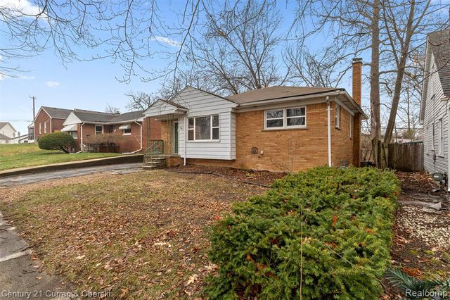 304 Draper Avenue, Pontiac, MI 48341