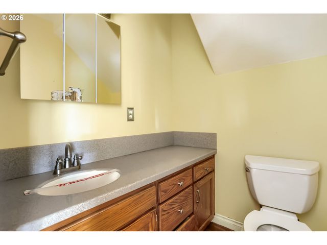13417 SQUIRE Dr, Oregon City, OR 97045