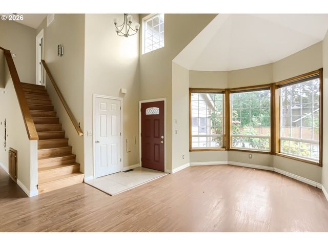 13417 SQUIRE Dr, Oregon City, OR 97045