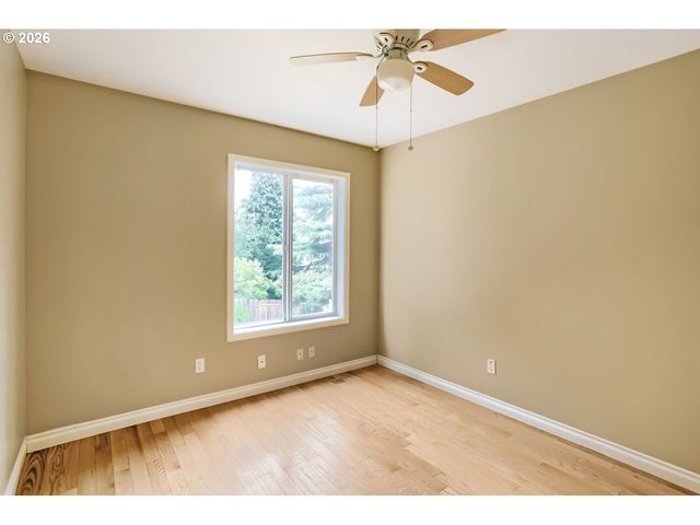 13417 SQUIRE Dr, Oregon City, OR 97045