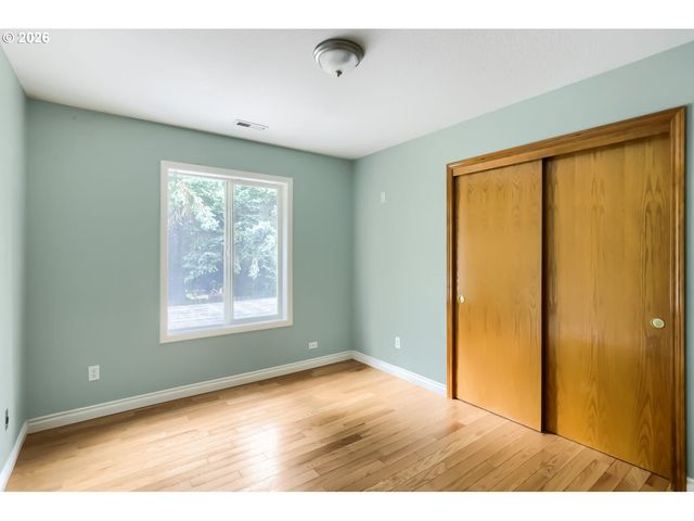 13417 SQUIRE Dr, Oregon City, OR 97045