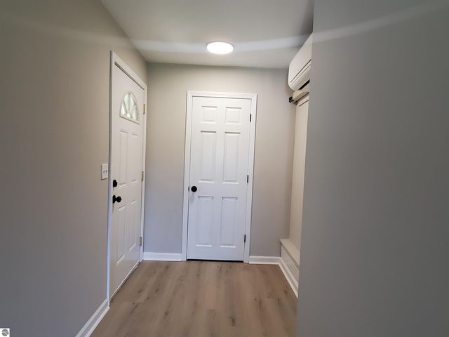 1167 S Taxiway Hotel, Lake City, MI 49651