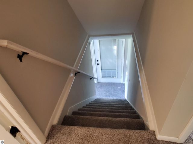 1167 S Taxiway Hotel, Lake City, MI 49651