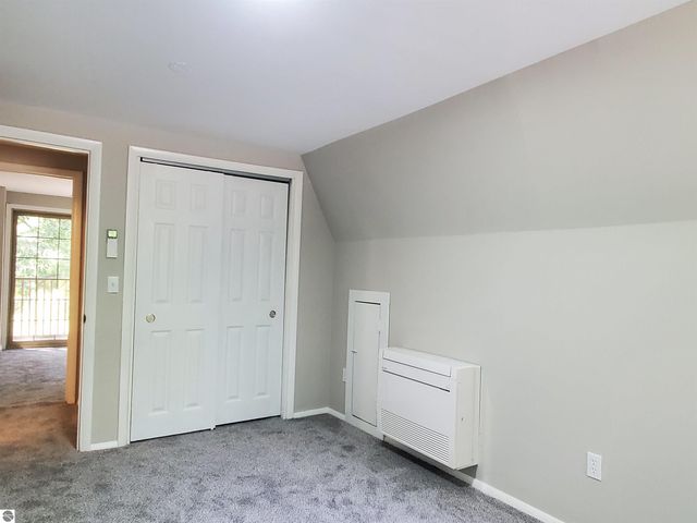 1167 S Taxiway Hotel, Lake City, MI 49651