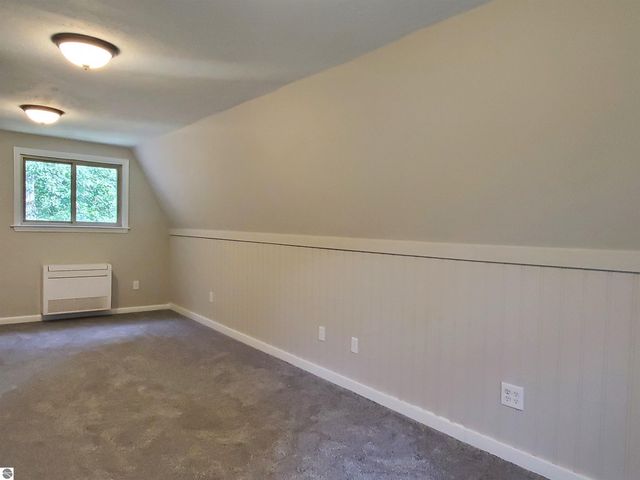 1167 S Taxiway Hotel, Lake City, MI 49651