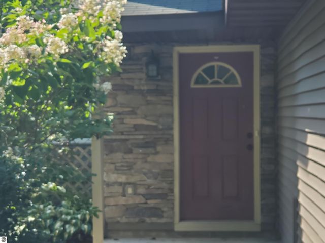 1167 S Taxiway Hotel, Lake City, MI 49651