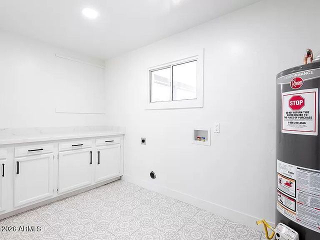 2915 W GRISWOLD Road, Phoenix, AZ 85051